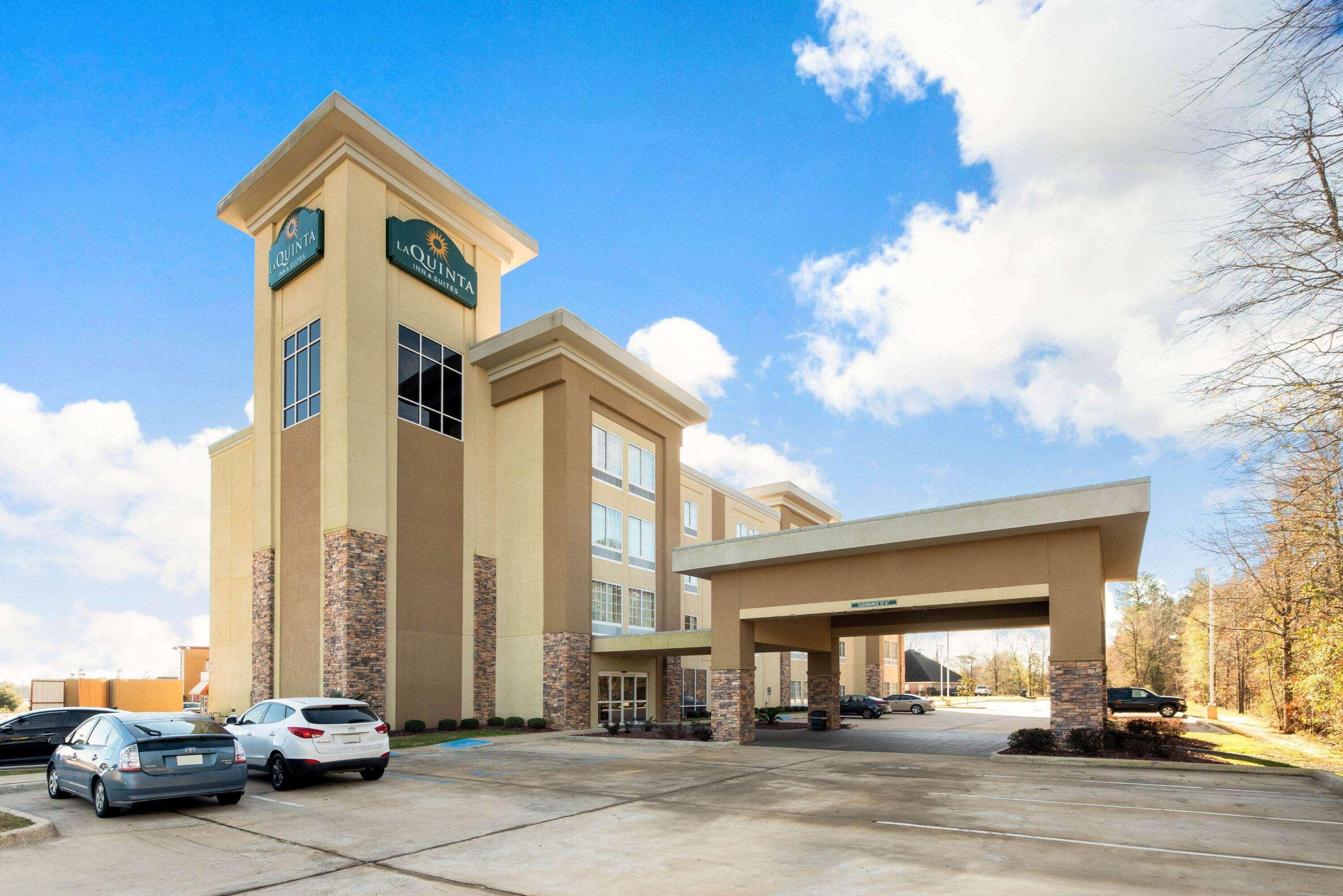 La Quinta By Wyndham West Monroe Hotel Exterior photo